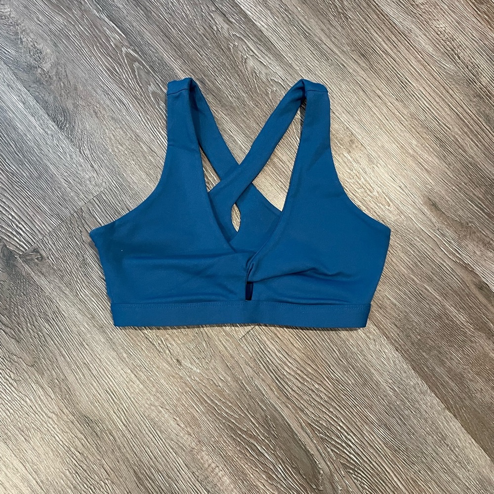 2 for $18 🦾 Fabletics Ella Sports Bra II